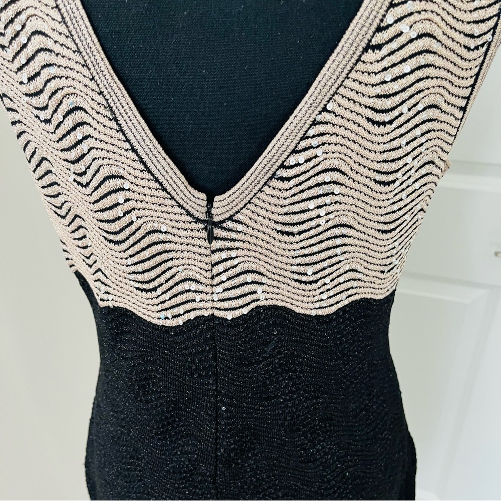 St. John Knit V-Neck Sequin Tank Dress - Picture 5 of 12